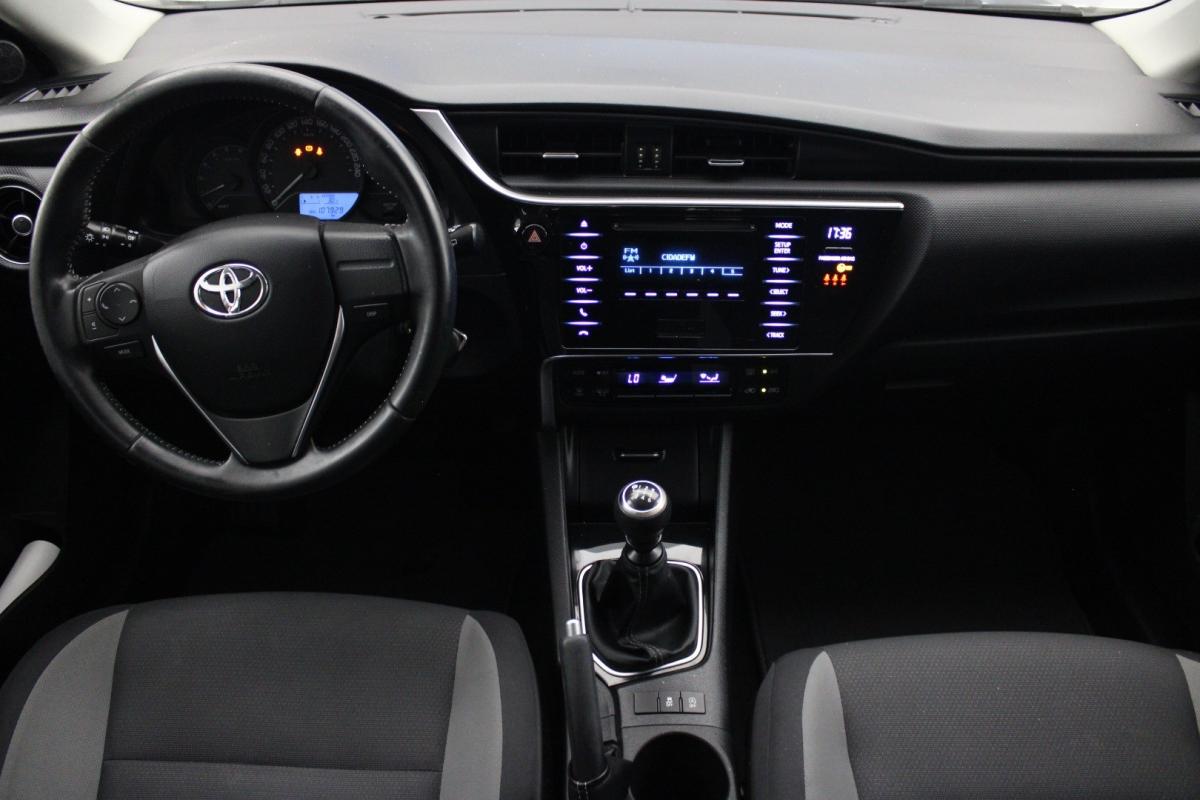 toyota-auris-2018-diesel-1364cc