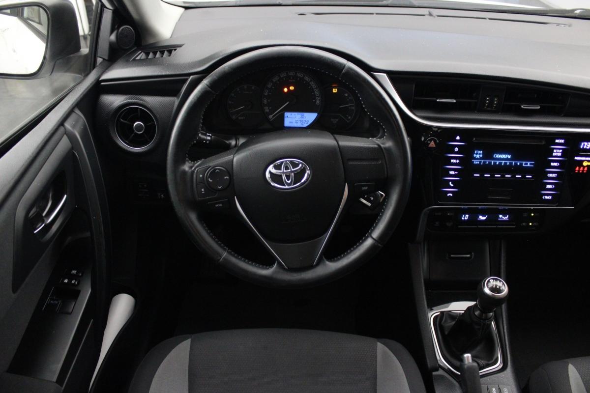 toyota-auris-2018-diesel-1364cc