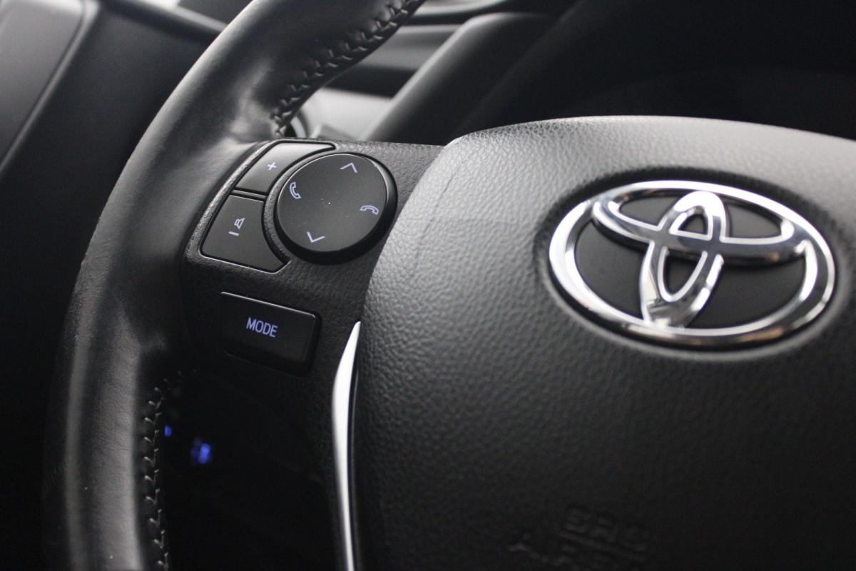 toyota-auris-2018-diesel-1364cc