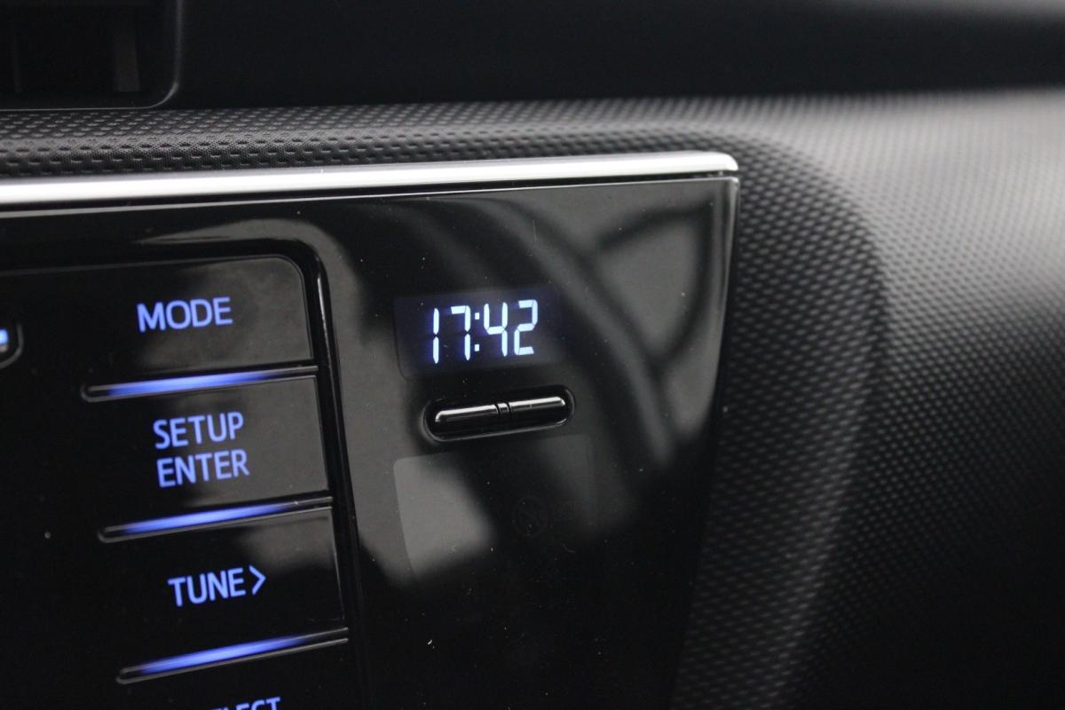toyota-auris-2018-diesel-1364cc
