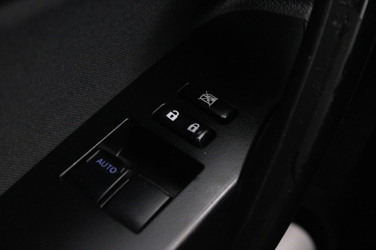 toyota-auris-2018-diesel-1364cc