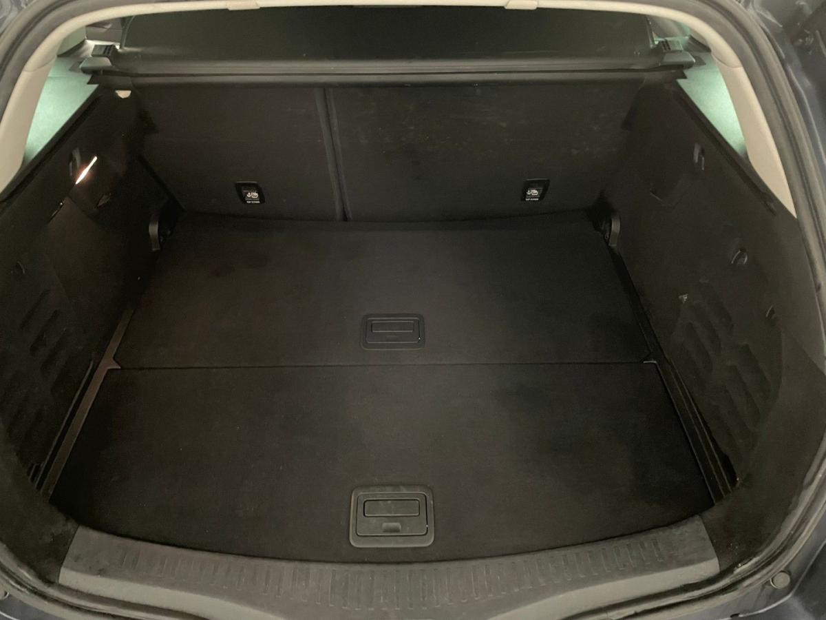 renault-megane-sport-tourer-2019-diesel-1461cc