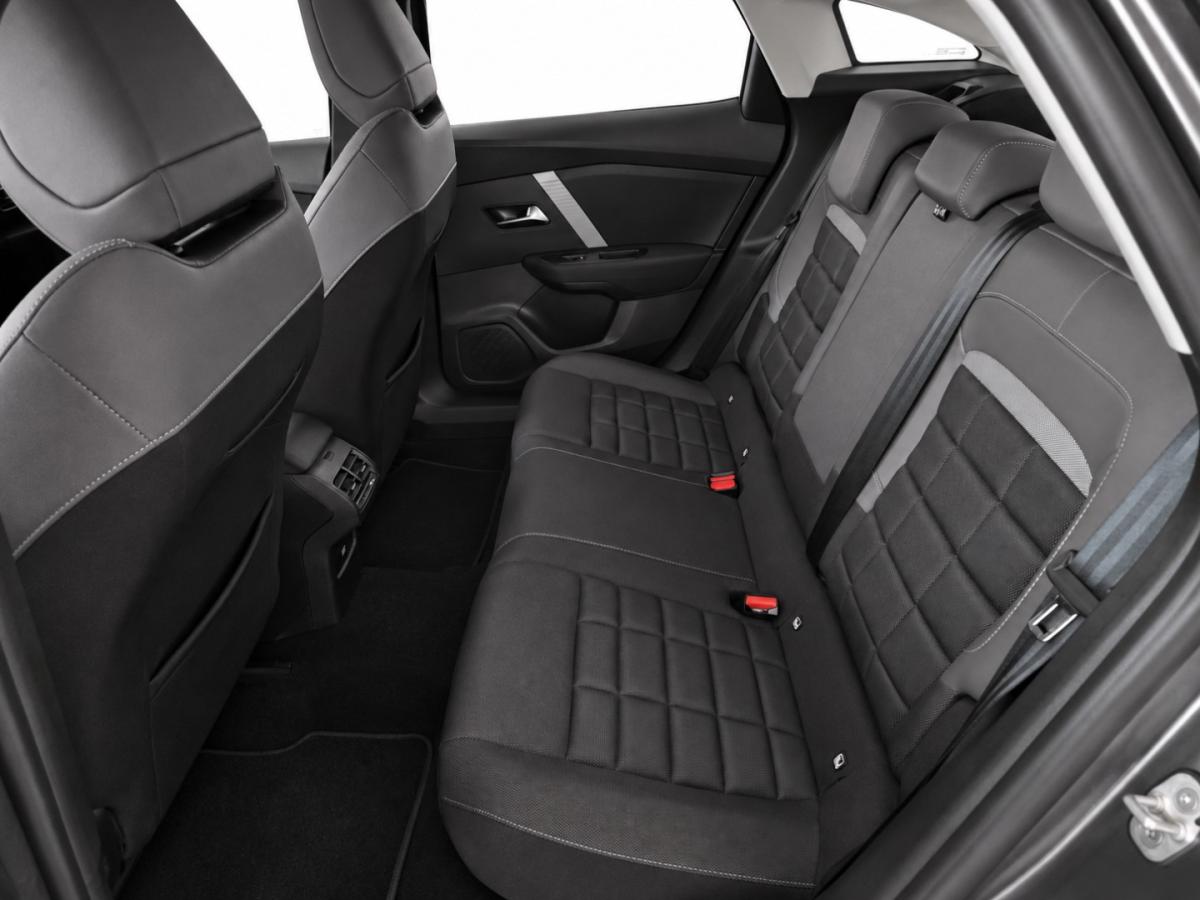 citroen-c4-2025-hibrido-a-gasolina-1199cc