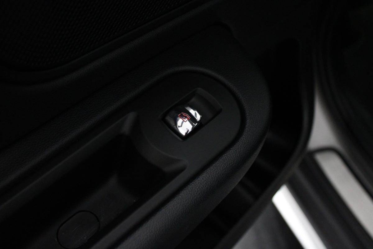 mini-countryman-2023-hibrido-a-gasolina-1499cc