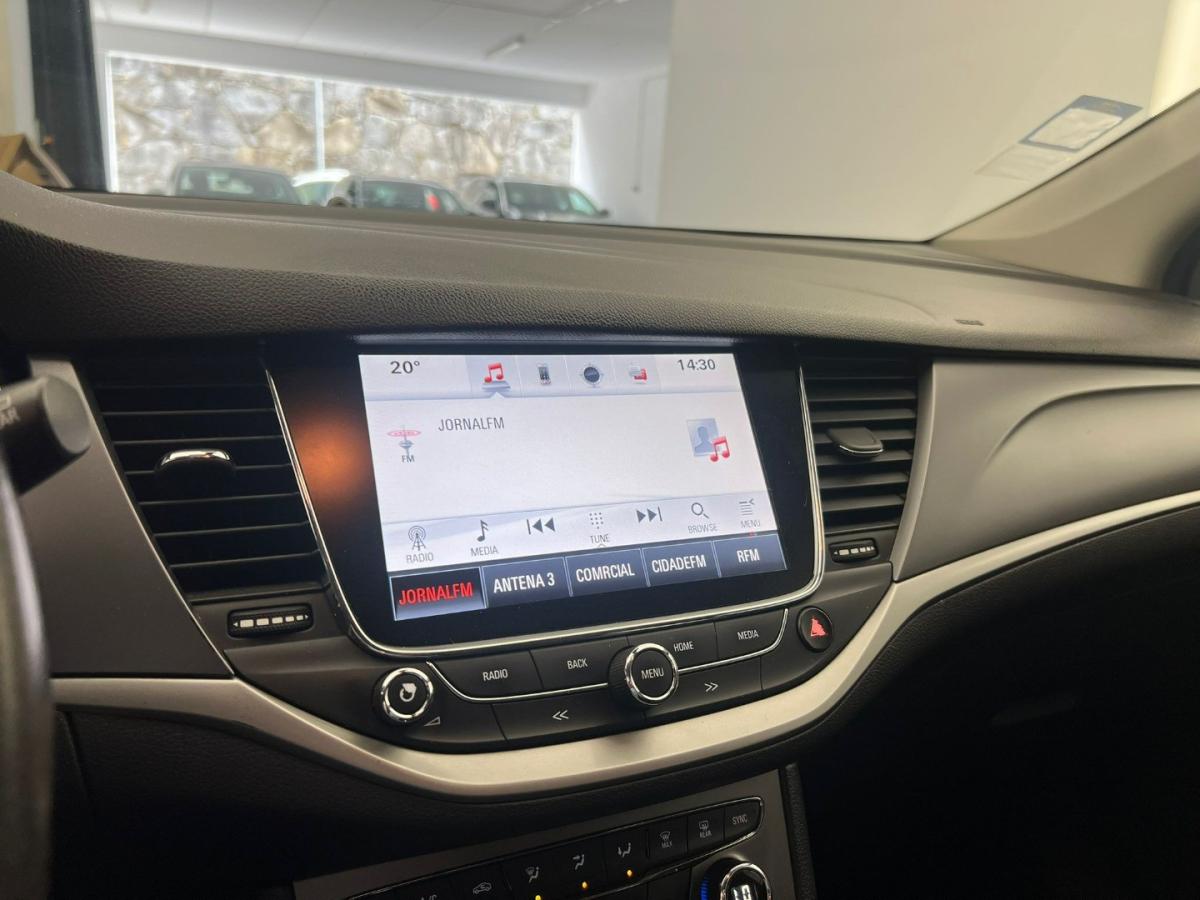 opel-astra-sport-tourer-2017-diesel-1598cc