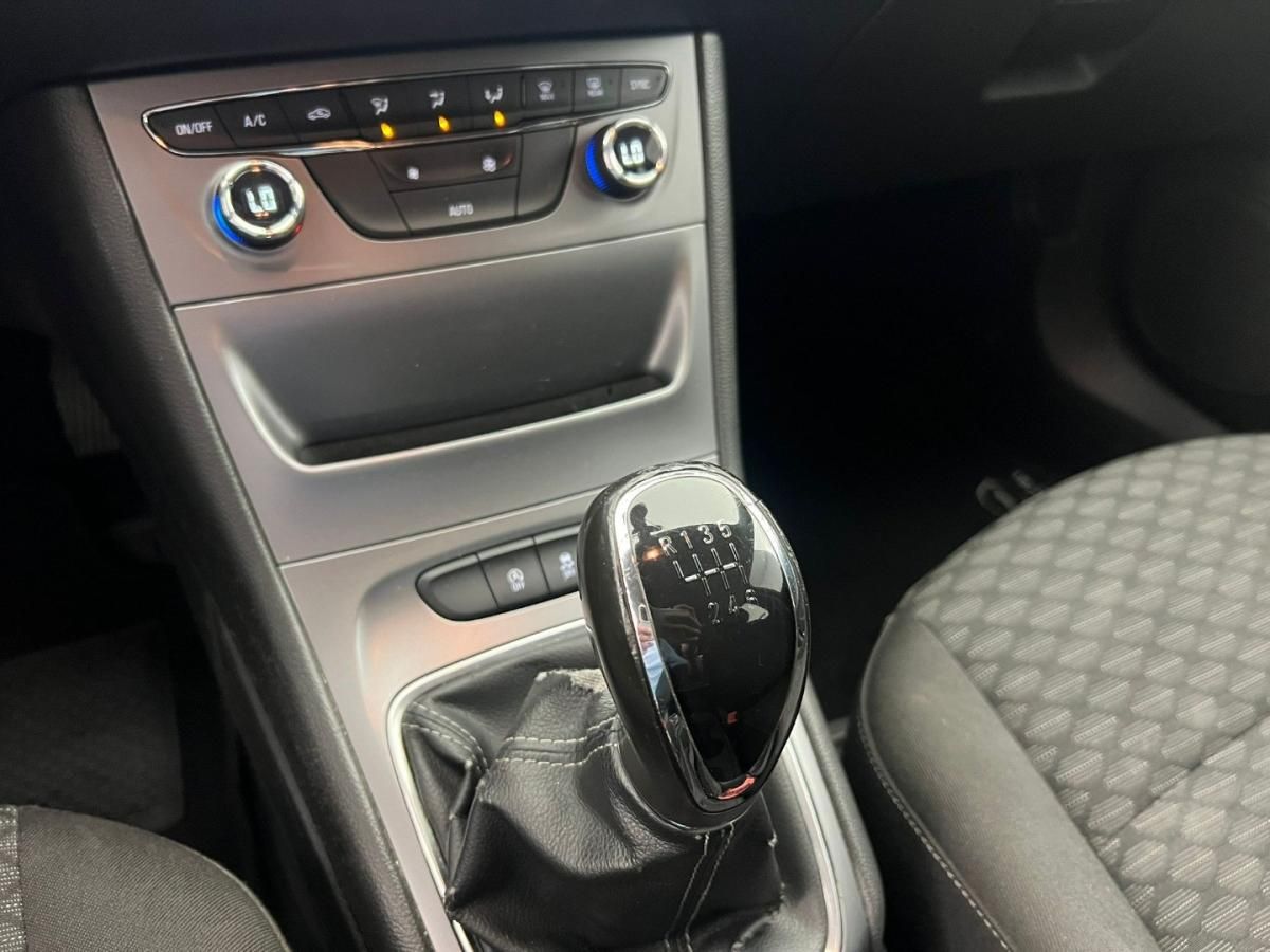 opel-astra-sport-tourer-2017-diesel-1598cc