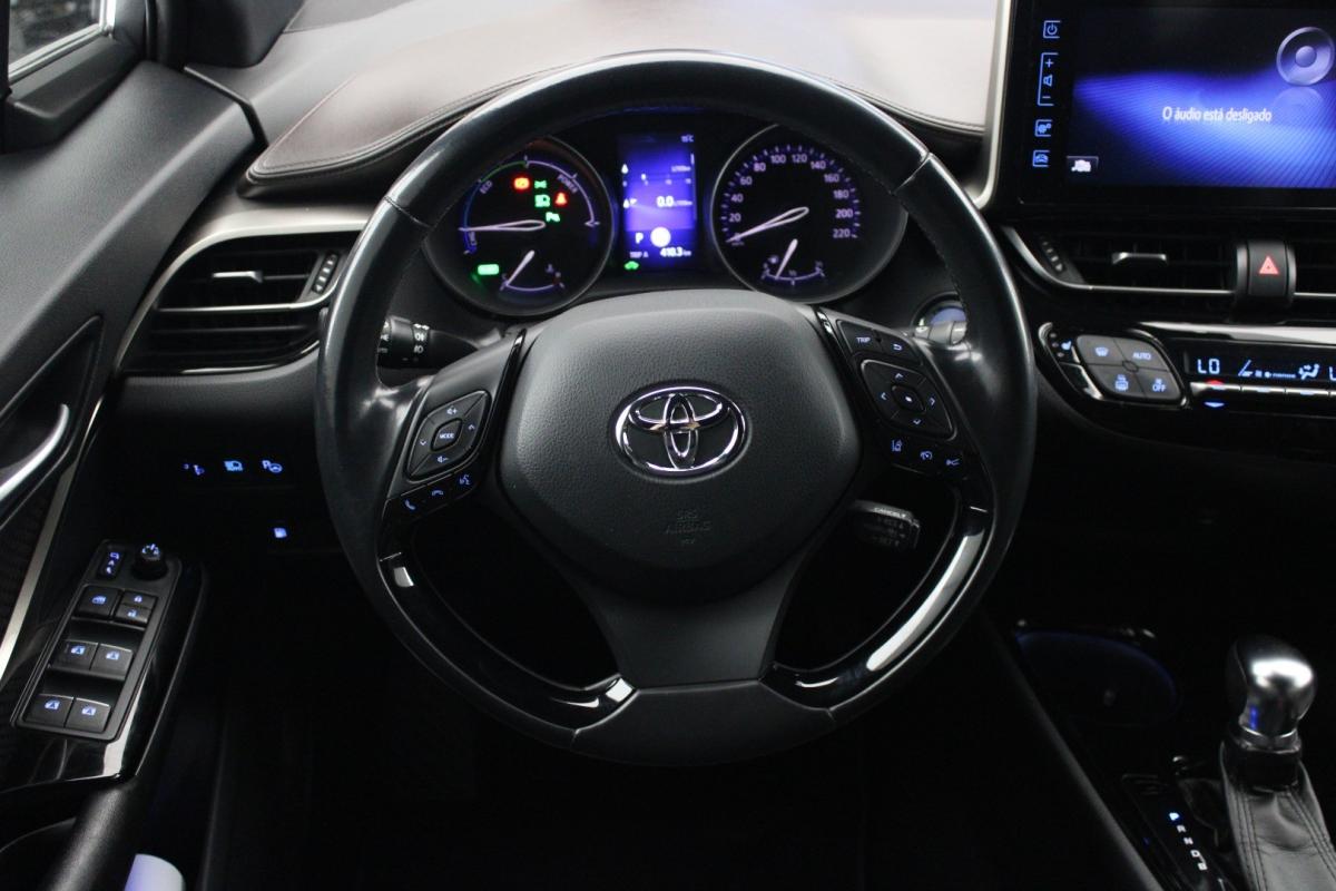 toyota-c-hr-2018-hibrido-a-gasolina-1798cc