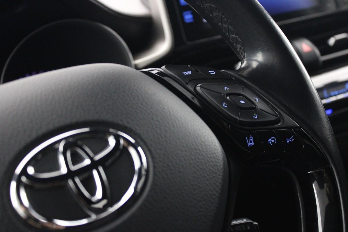 toyota-c-hr-2018-hibrido-a-gasolina-1798cc
