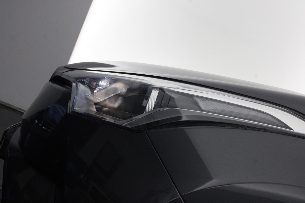 toyota-c-hr-2018-hibrido-a-gasolina-1798cc