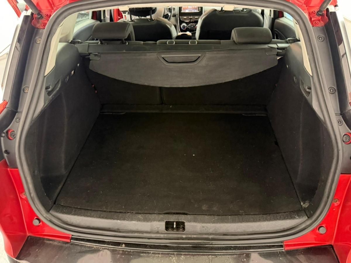 renault-clio-sport-tourer-2013-diesel-1461cc