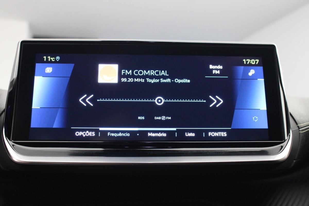 peugeot-2008-2022-eletrico-0cc