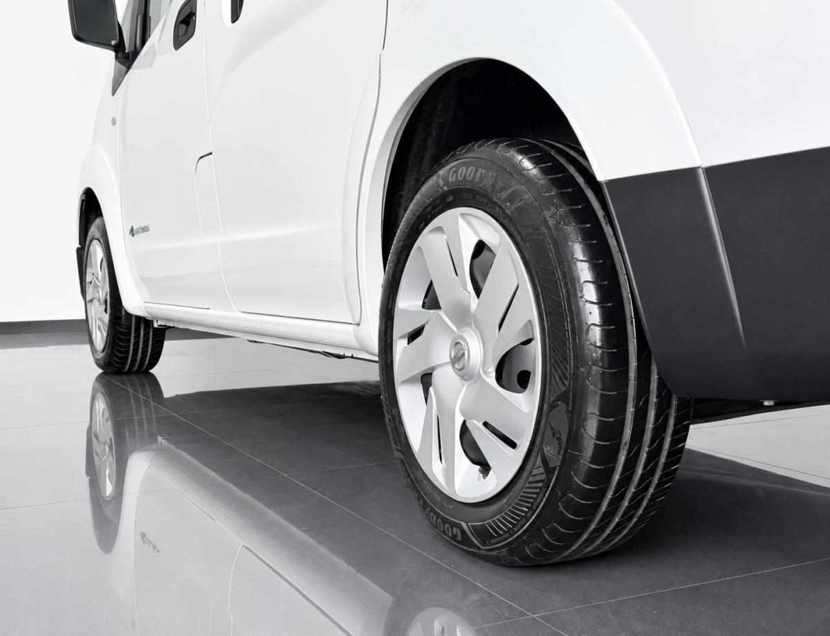 nissan-nv200-e-nv200-40-kwh-2020-eletrico