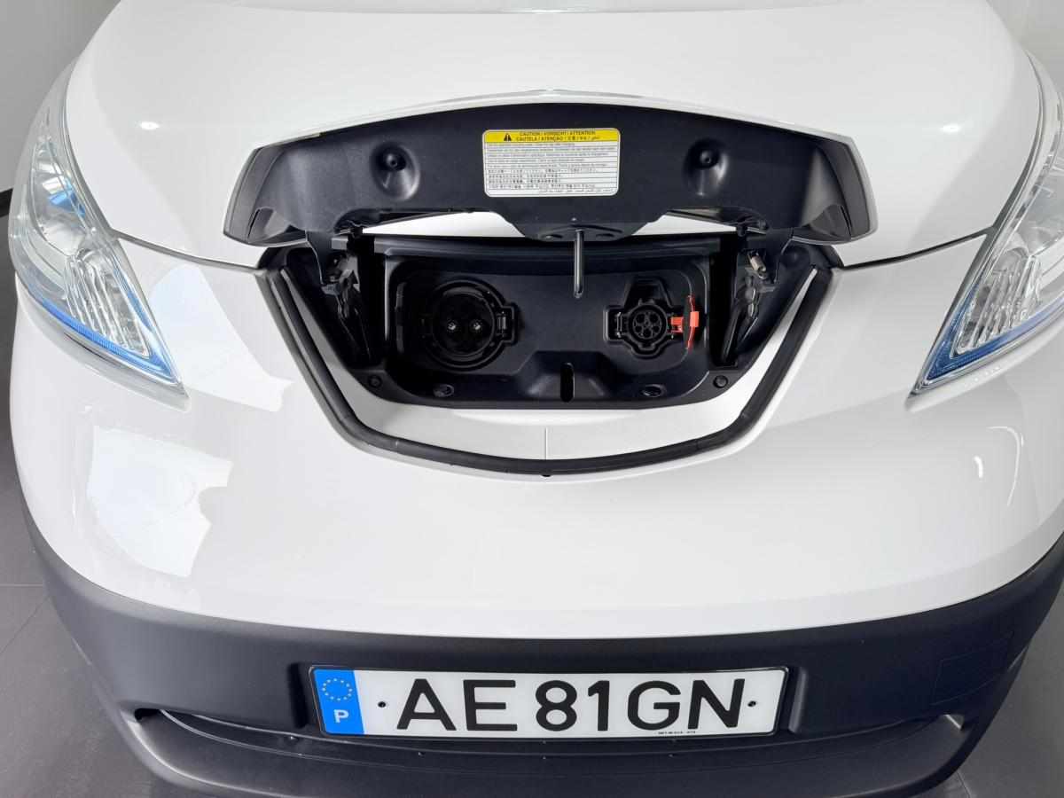 nissan-nv200-e-nv200-40-kwh-2020-eletrico