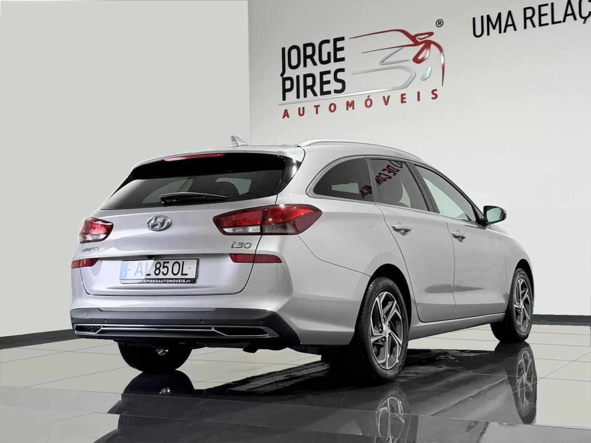 hyundai-i30-1-6-crdi-2021-diesel-1598cc