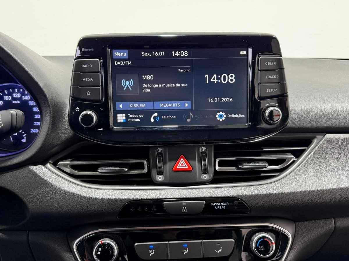 hyundai-i30-1-6-crdi-2021-diesel-1598cc