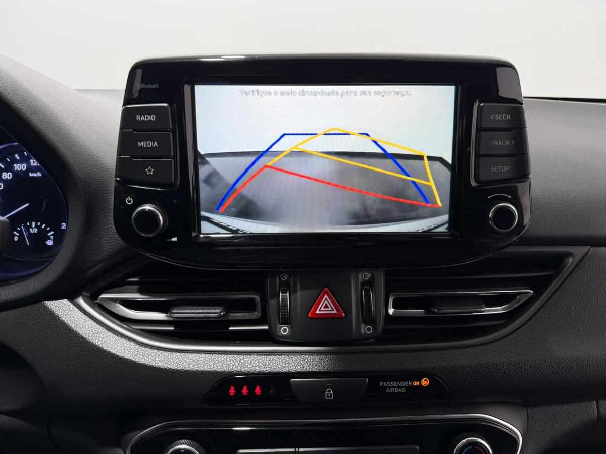 hyundai-i30-1-6-crdi-2021-diesel-1598cc