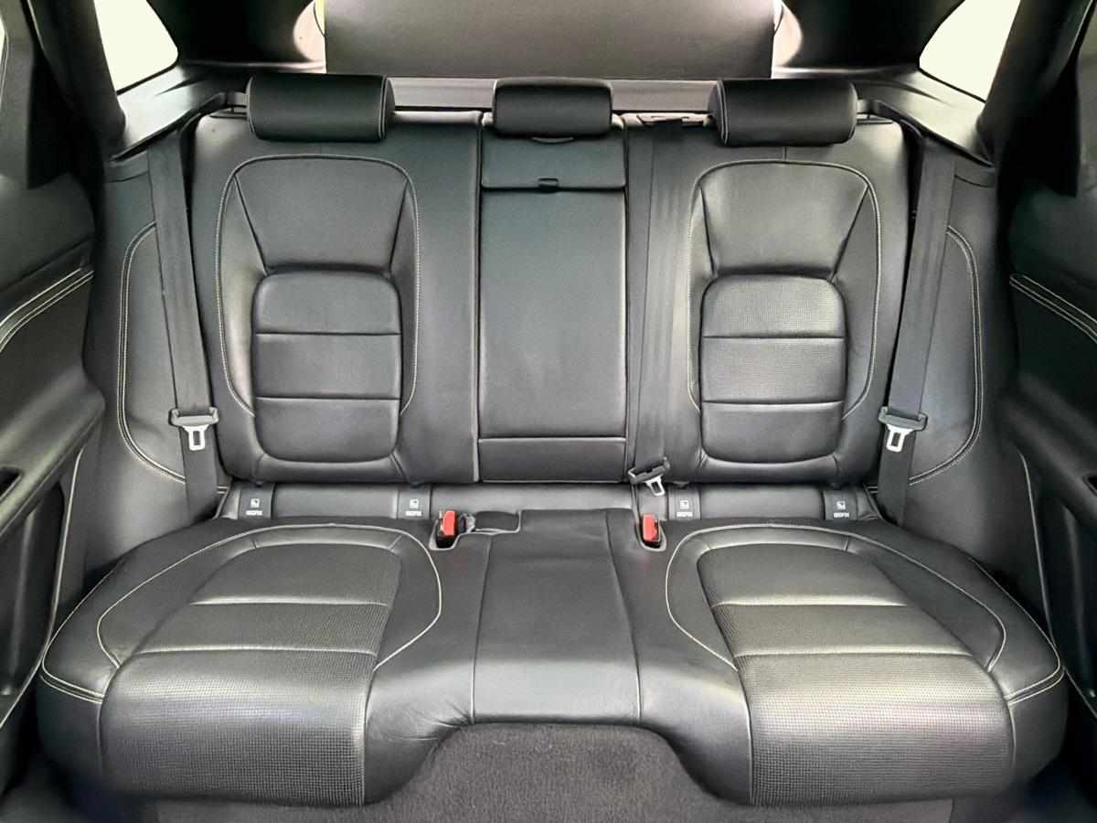 jaguar-f-pace-20d-2018-diesel-1999cc
