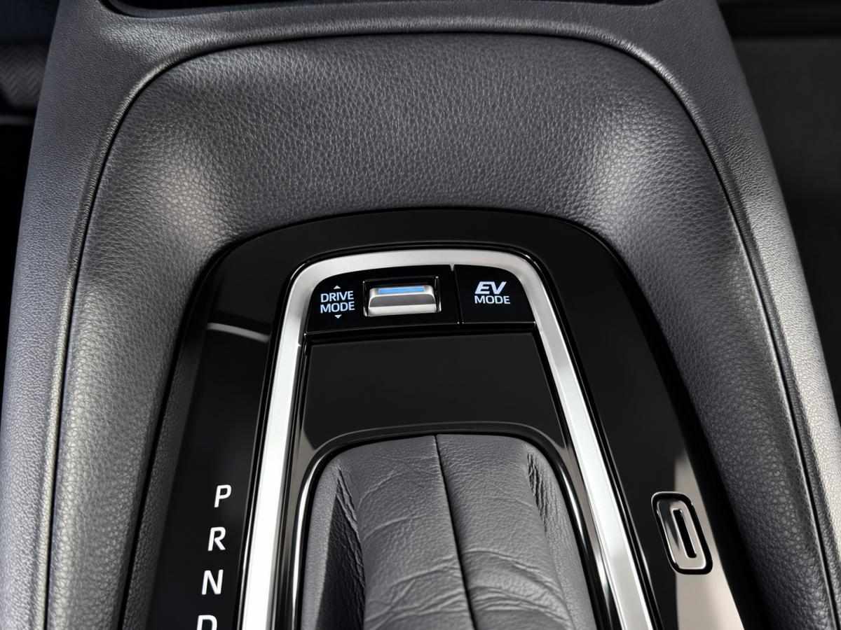 toyota-corolla-1-8-hybrid-2022-gasolina-1798cc