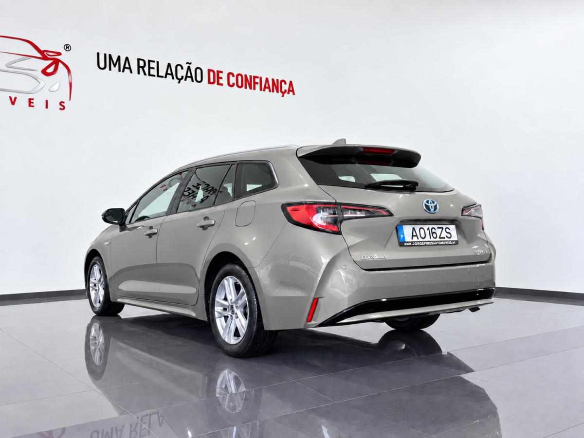 toyota-corolla-1-8-hybrid-2022-gasolina-1798cc