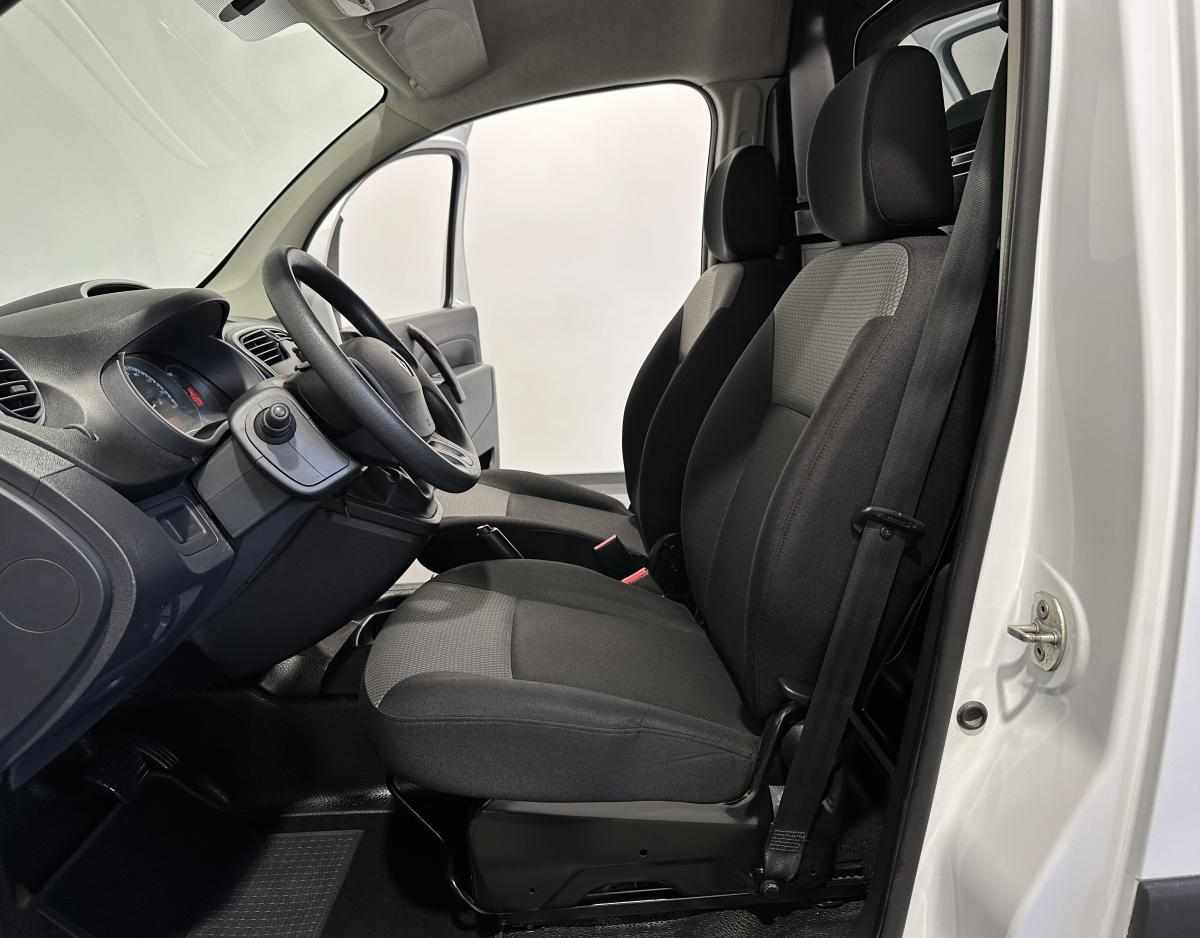 renault-kangoo-22-kwh-2021-eletrico