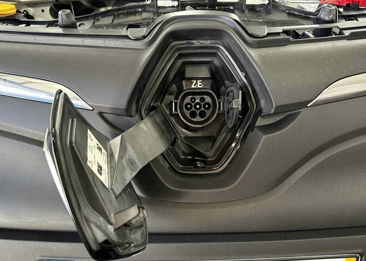 renault-kangoo-22-kwh-2021-eletrico