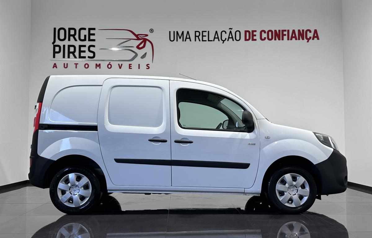 renault-kangoo-22-kwh-2021-eletrico