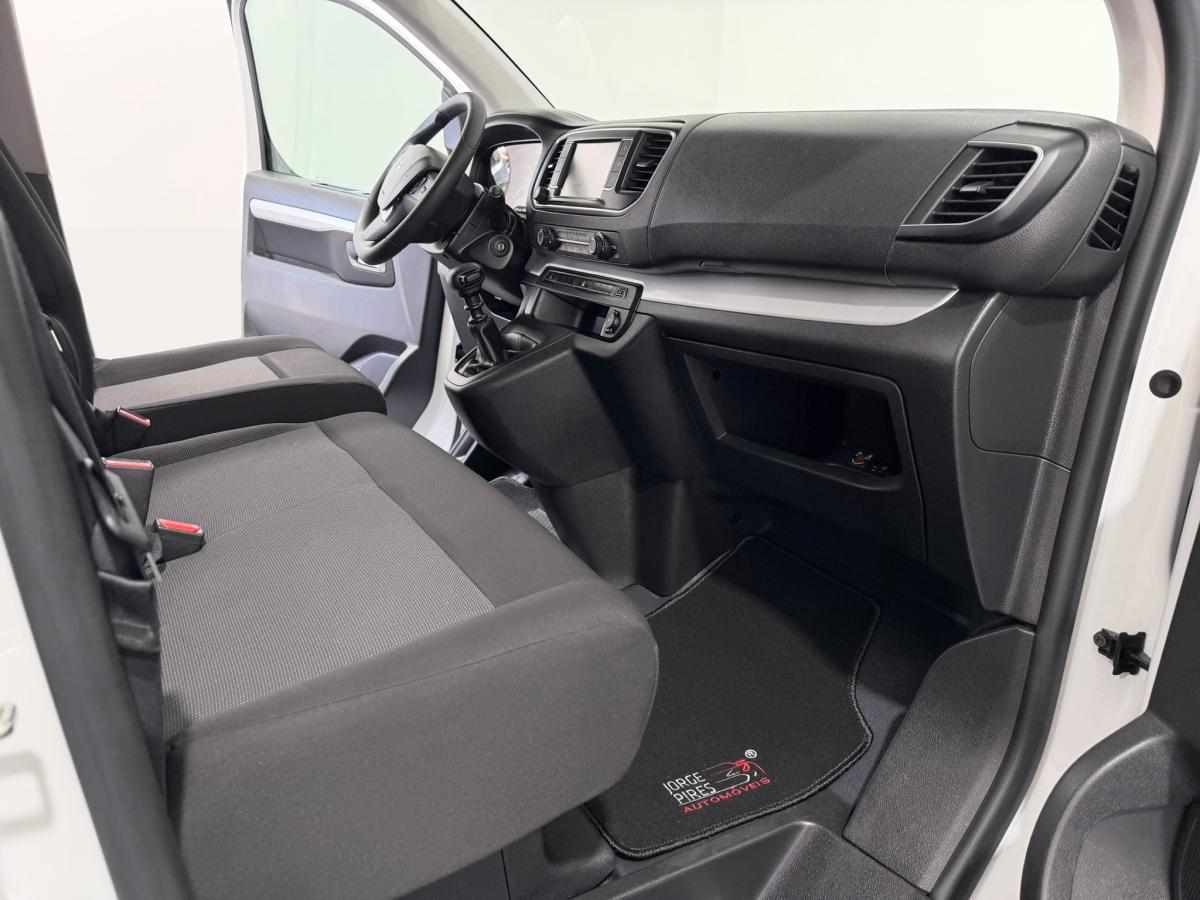 peugeot-traveller-2-0-bluehdi-2020-diesel-1997cc