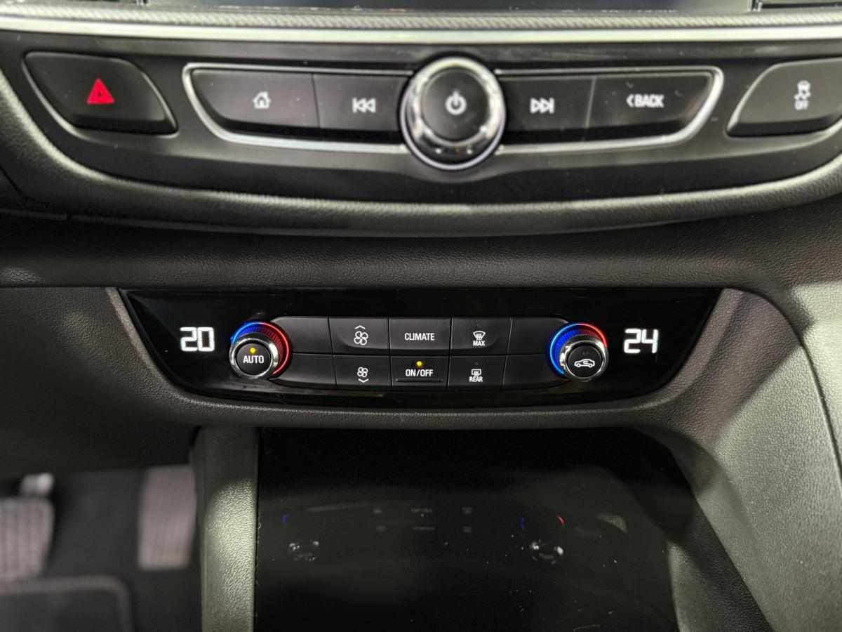 opel-insignia-1-5-122cv-2021-diesel-1496cc