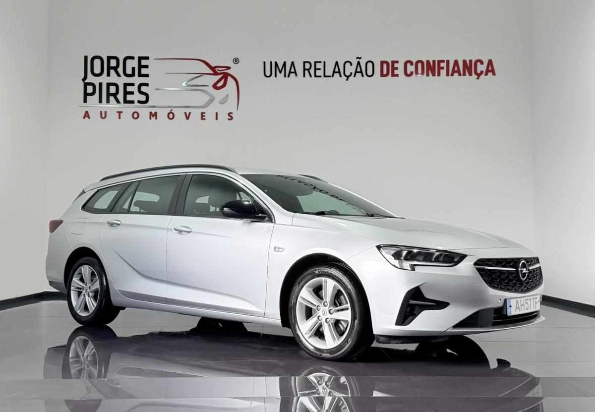 opel-insignia-1-5-122cv-2021-diesel-1496cc
