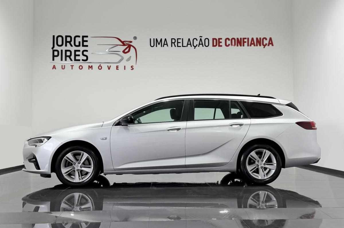opel-insignia-1-5-122cv-2021-diesel-1496cc