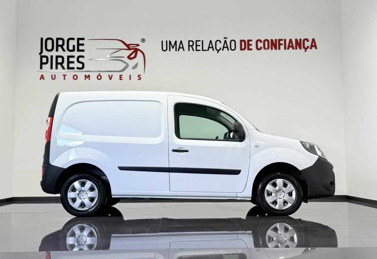 renault-kangoo-22-kwh-2020-eletrico