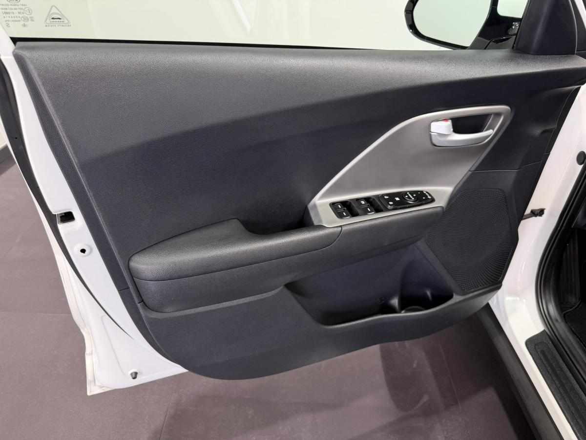 kia-niro-1-6-2020-gasolina-1580cc