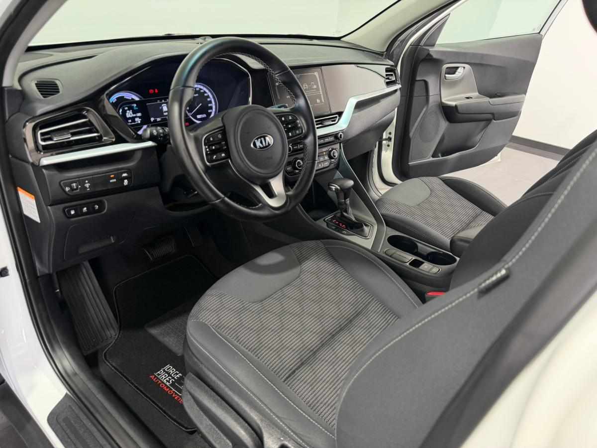 kia-niro-1-6-2020-gasolina-1580cc