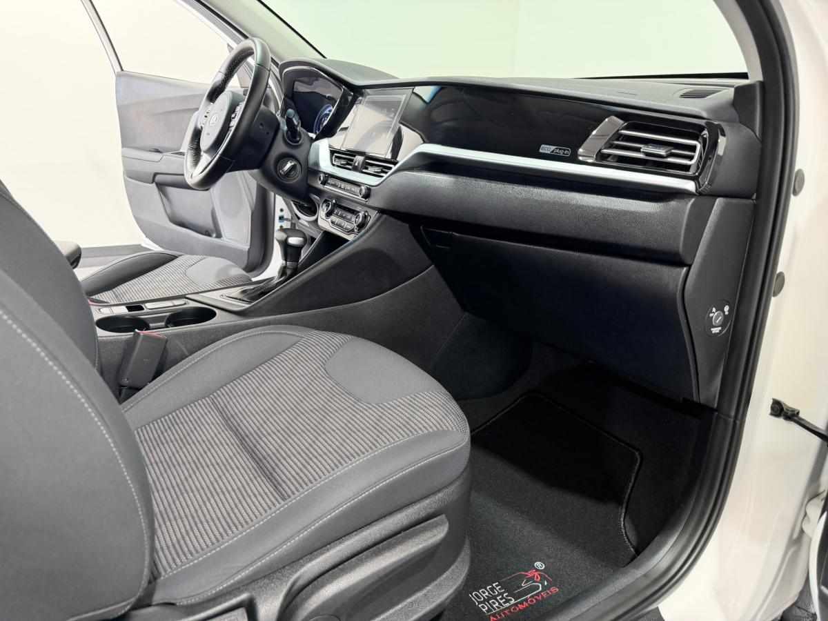 kia-niro-1-6-2020-gasolina-1580cc