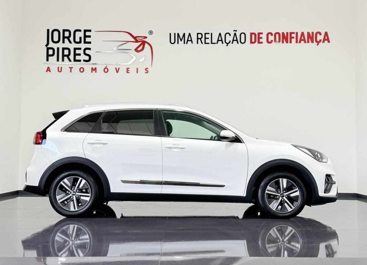 kia-niro-1-6-2020-gasolina-1580cc