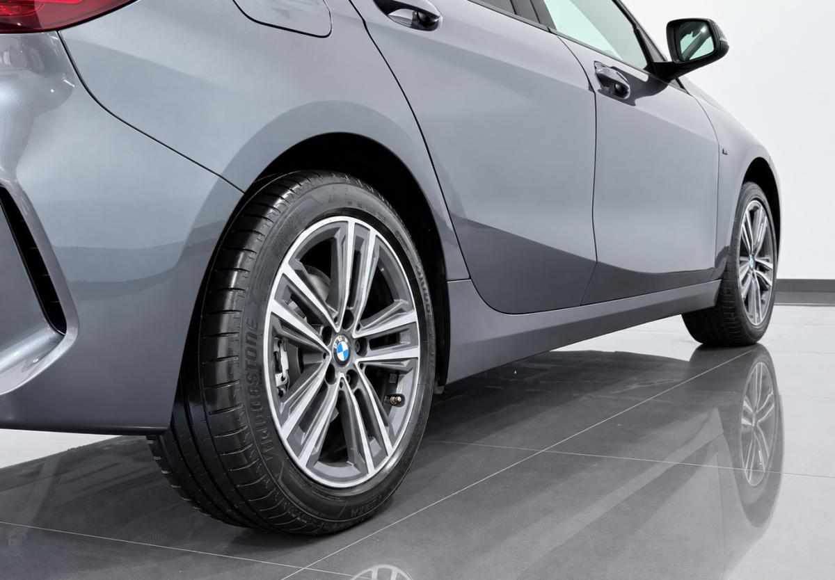 bmw-serie-1-118i-2021-gasolina-1499cc