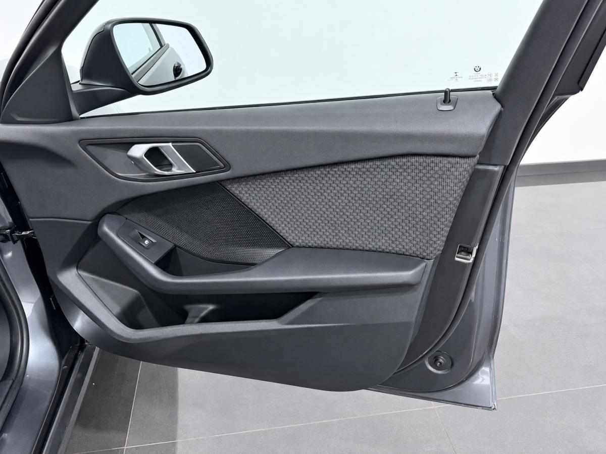 bmw-serie-1-118i-2021-gasolina-1499cc