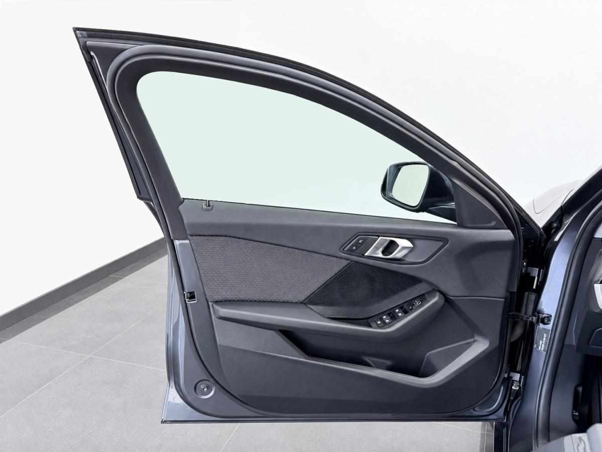 bmw-serie-1-118i-2021-gasolina-1499cc