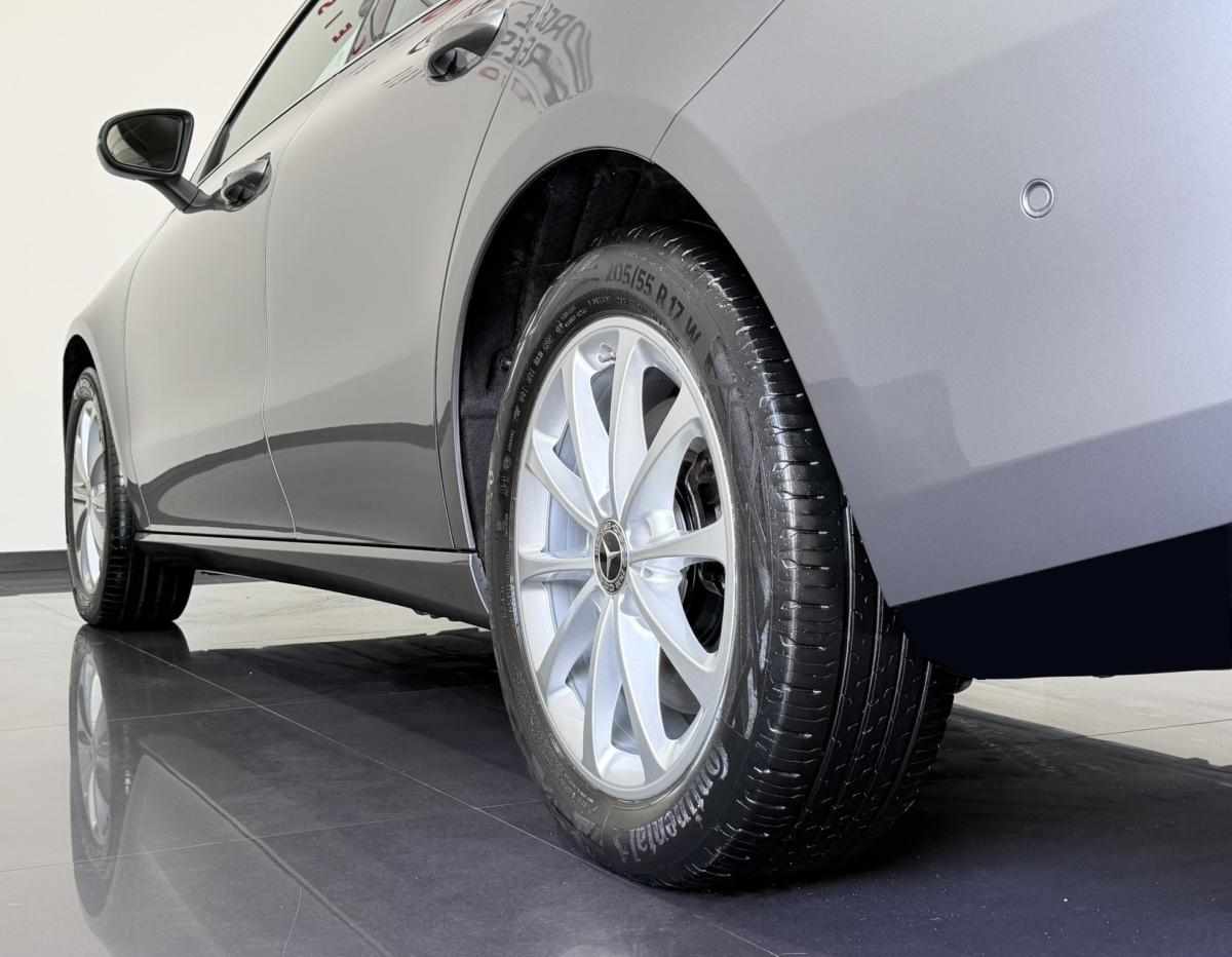mercedes-benz-cla-250-e-2022-gasolina-1332cc