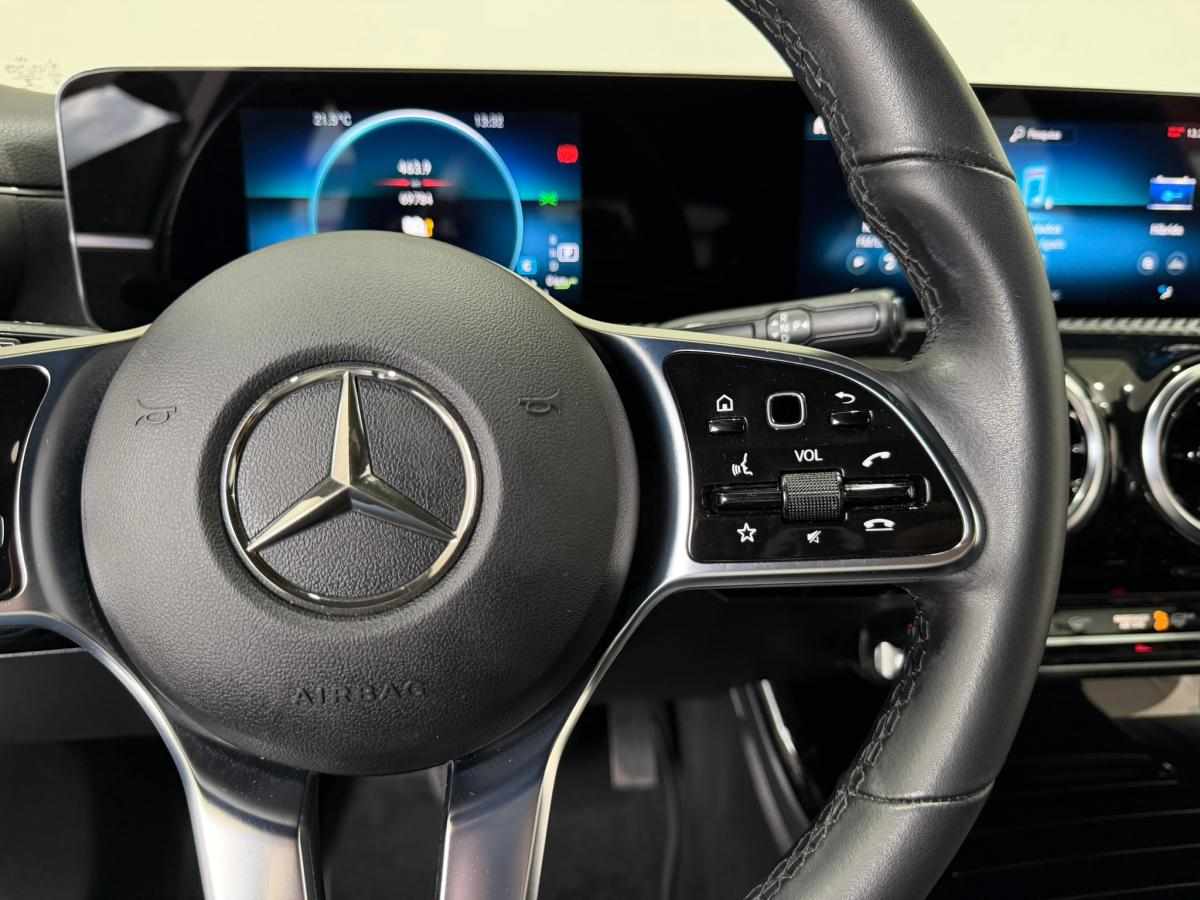 mercedes-benz-cla-250-e-2022-gasolina-1332cc