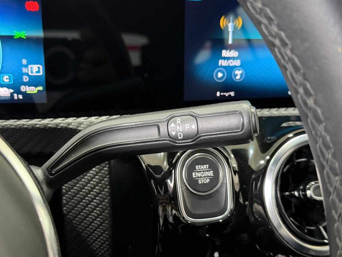 mercedes-benz-cla-250-e-2022-gasolina-1332cc
