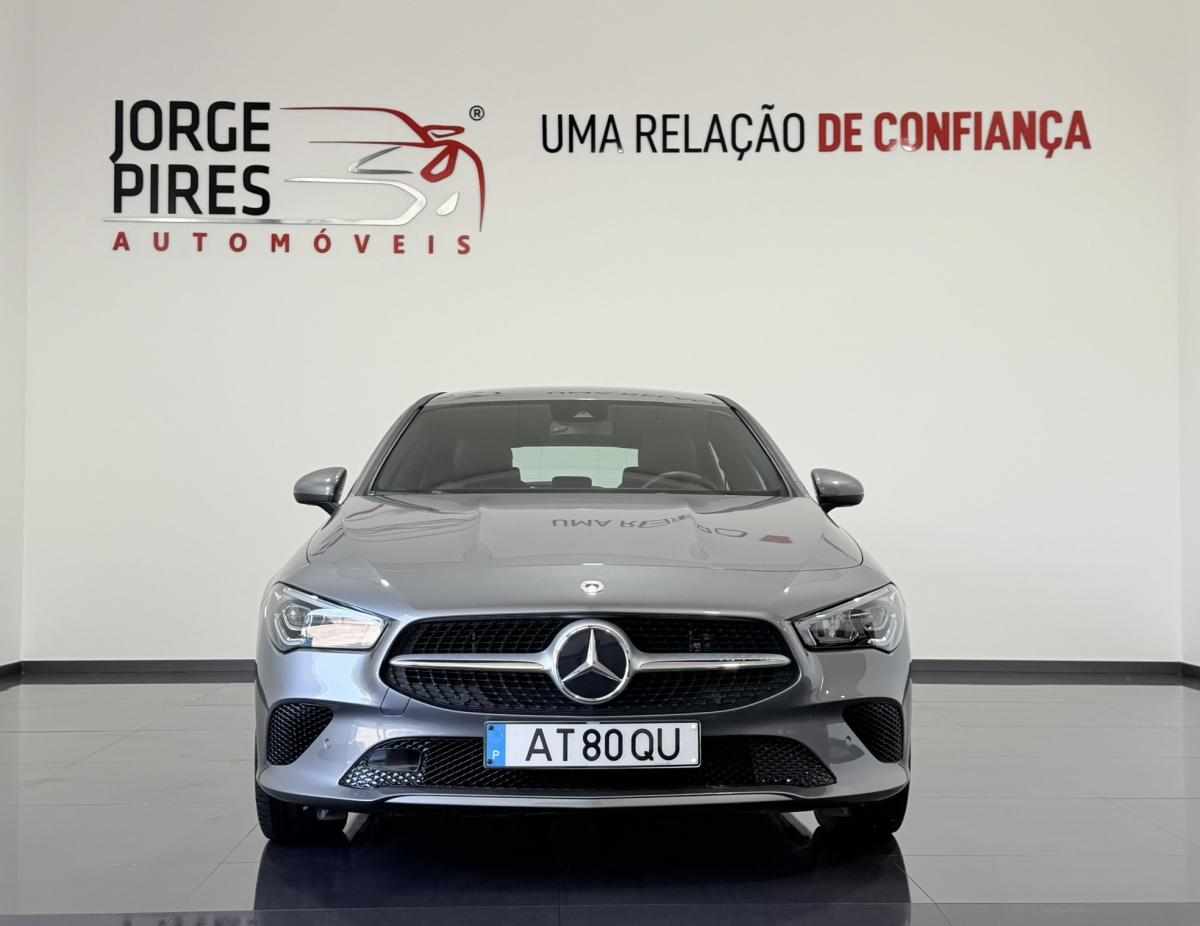 mercedes-benz-cla-250-e-2022-gasolina-1332cc
