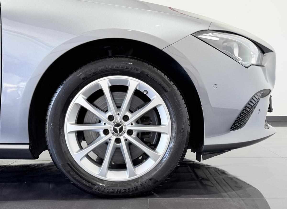 mercedes-benz-cla-250-e-2022-gasolina-1332cc