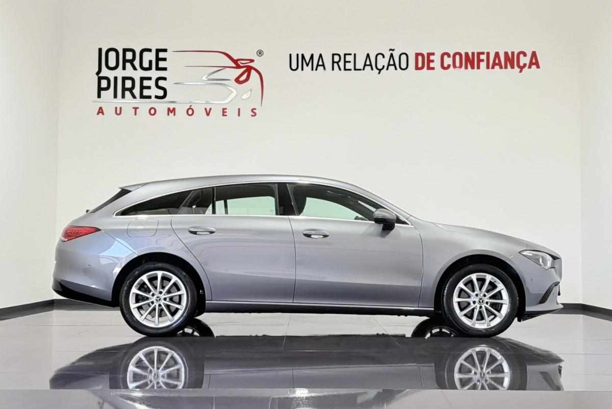 mercedes-benz-cla-250-e-2022-gasolina-1332cc