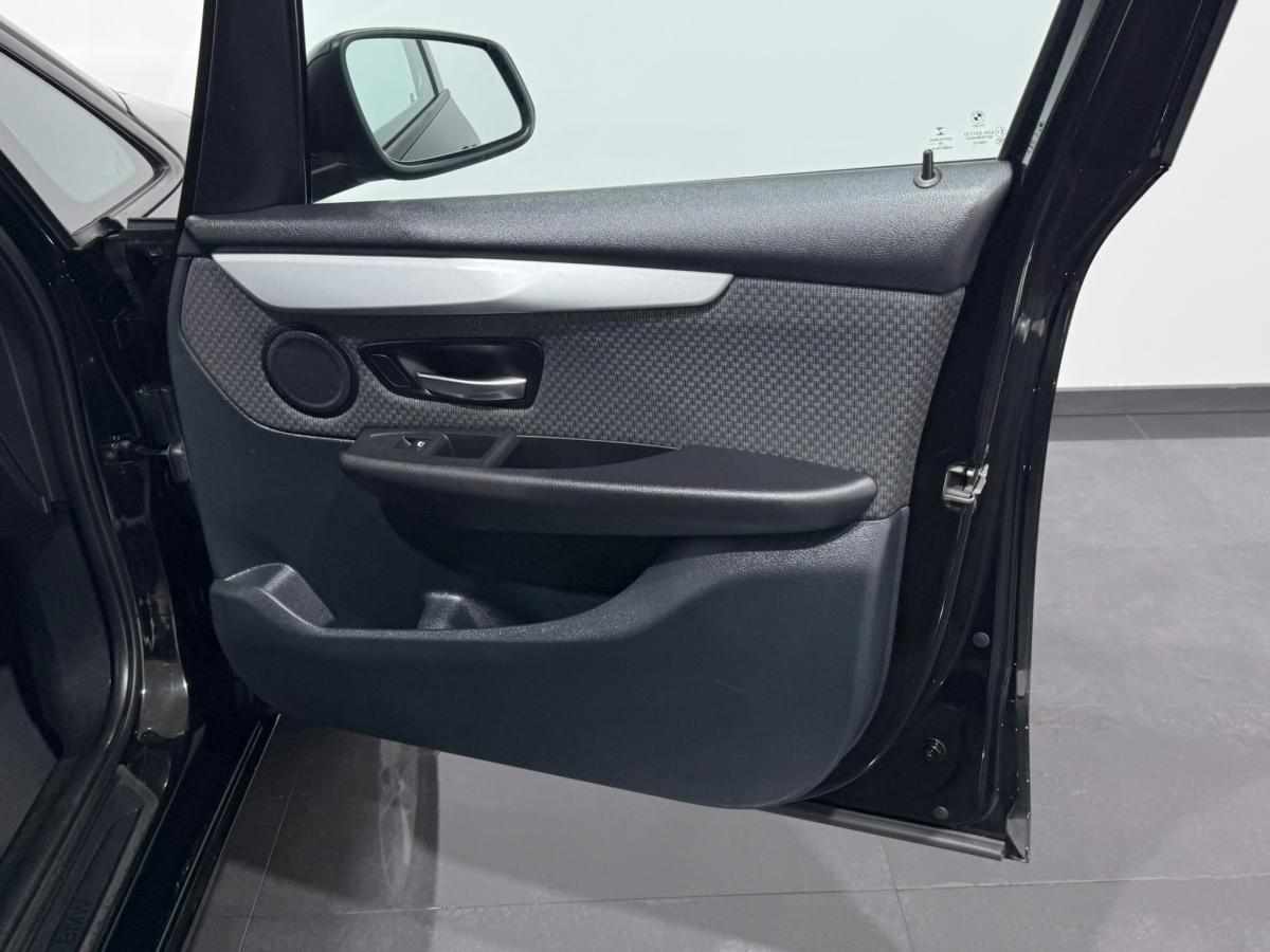 bmw-serie-2-216d-2019-diesel-1496cc
