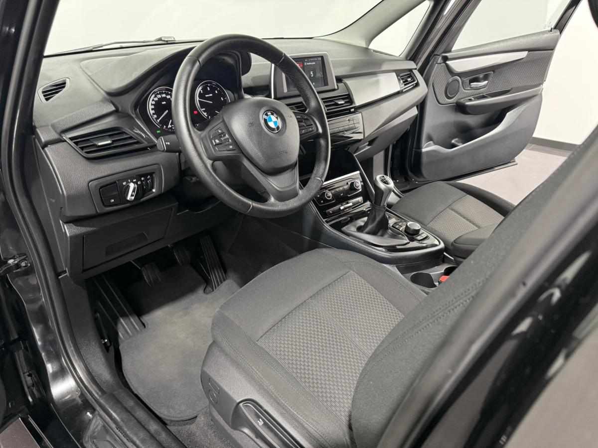 bmw-serie-2-216d-2019-diesel-1496cc