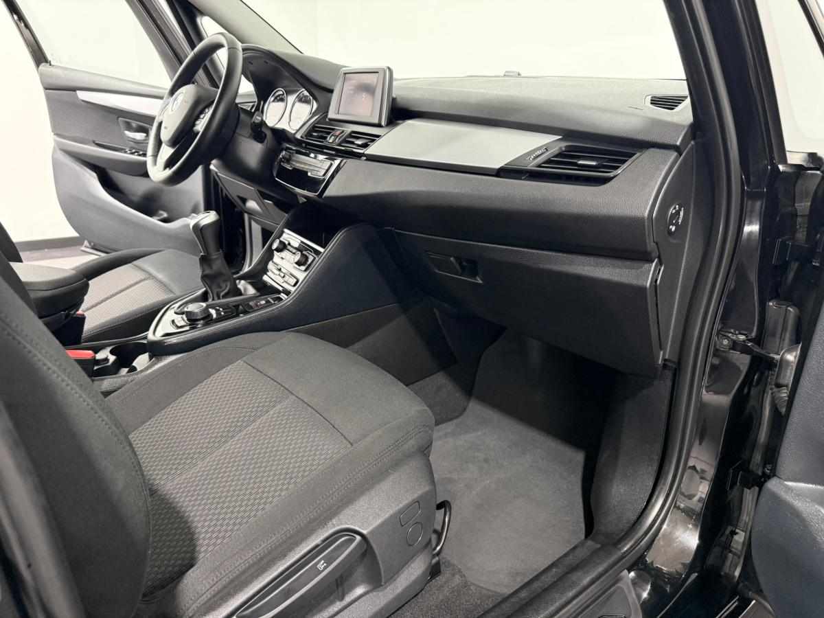 bmw-serie-2-216d-2019-diesel-1496cc