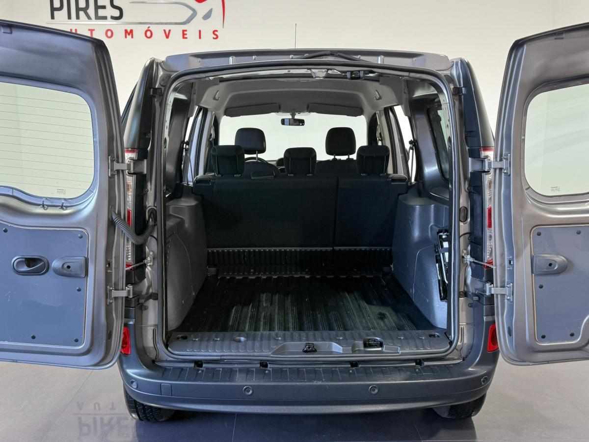 renault-kangoo-22-kwh-2018-eletrico
