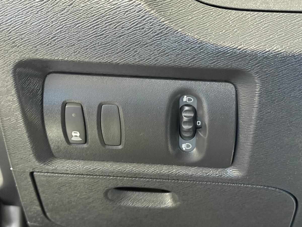 renault-kangoo-22-kwh-2018-eletrico