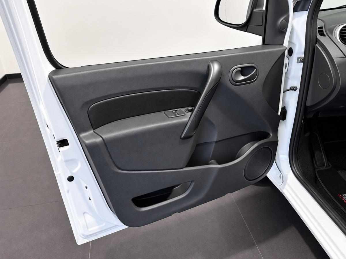 renault-kangoo-22-kwh-2020-eletrico